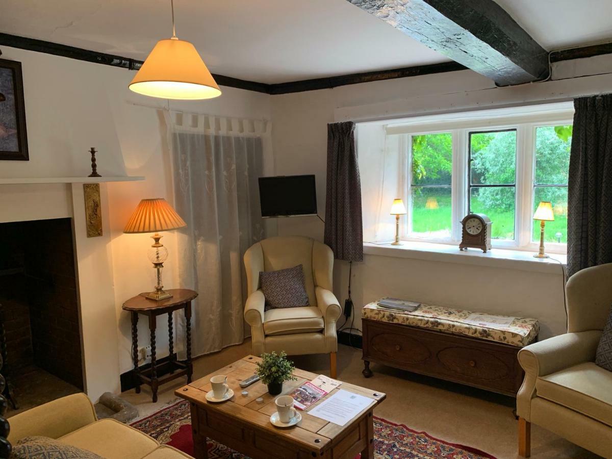 Hôtel Rangeworthy Court Extérieur photo